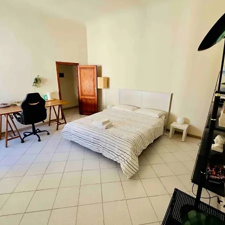The Hamilton House بيت ضيافة فلورنس